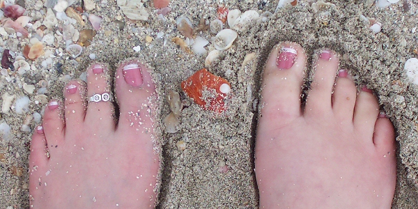 Florida Toes Nail Art. This is how I painted my toe nails for a trip to